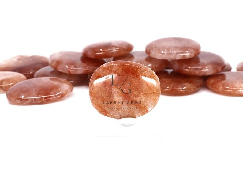 Strawberry Quartz Healing Crystal Palm Stone - Image 4