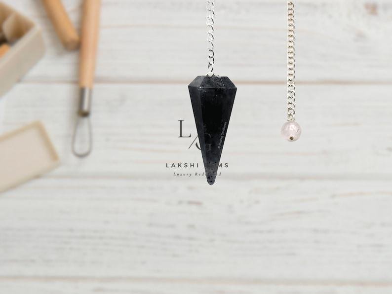 Iolite 7 Chakra Dowsing Pendulum - Image 2