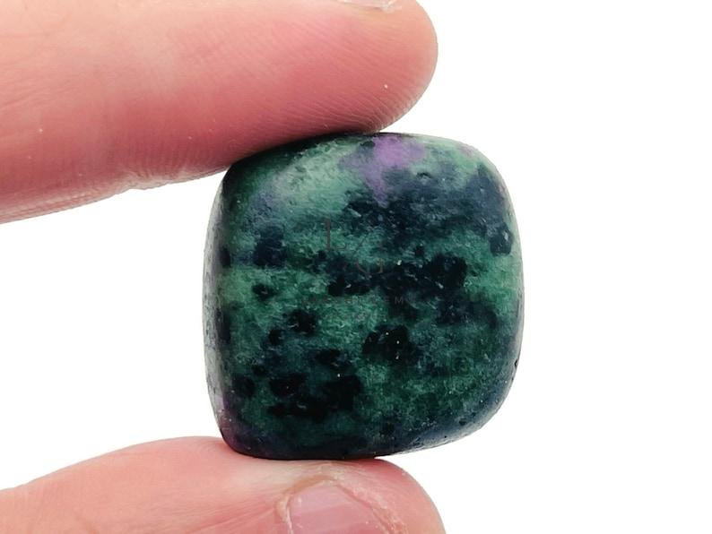 Ruby Zoisite Tumble Stones - Image 4