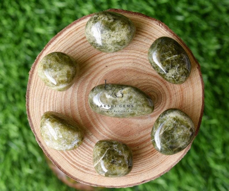 Vessonite Healing Crystal Palm Stone