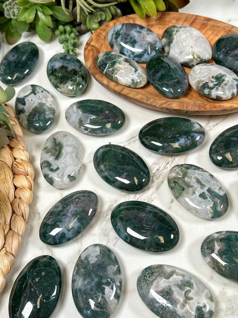 Moss Agate Healing Crystal Palm Stone - Image 3