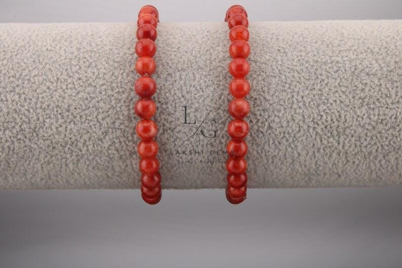 Red Banded Agate Onyx Bracelet 8mm - Image 3