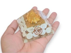 9 Plate Orgone Pyramid with Gomti Chakra