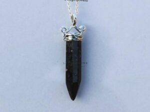 Nuummite Cap Pencil Pendant